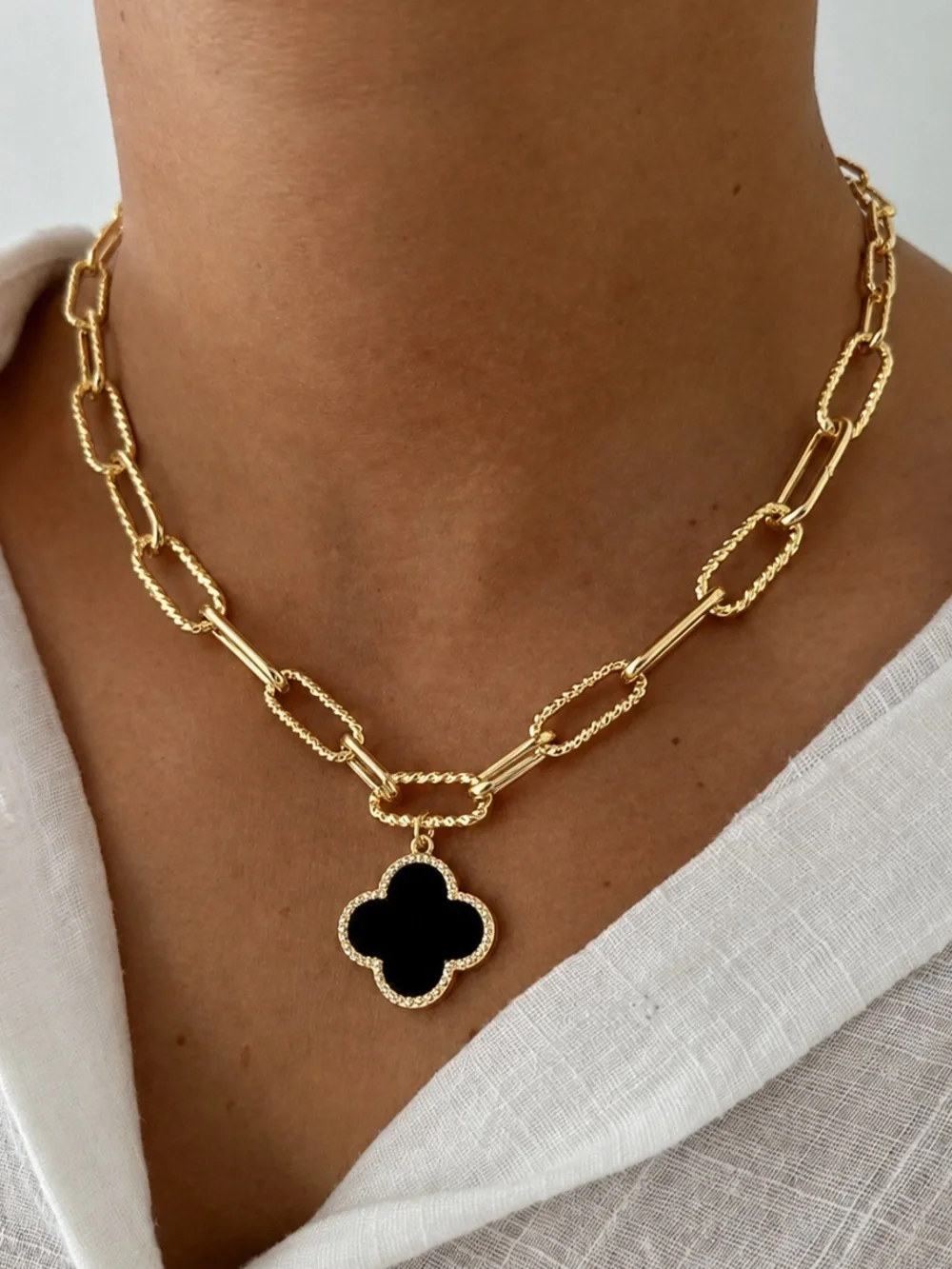 Gold Dipped Black Clover Paperclip Necklace (8515)